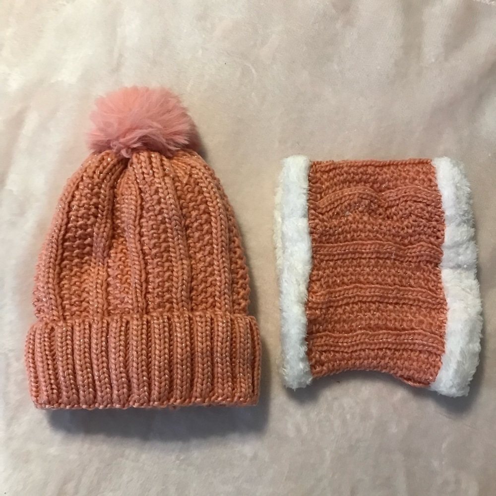 Melon and metallic threads Knit Fur Hat Beanie and Scarf 2 items Set NWOT